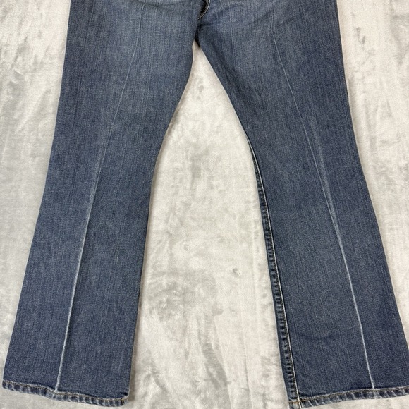 Women's Size 6 GAP Curvy Low Rise Bootcut Medium Wash Blue Denim Jeans - Picture 9 of 10